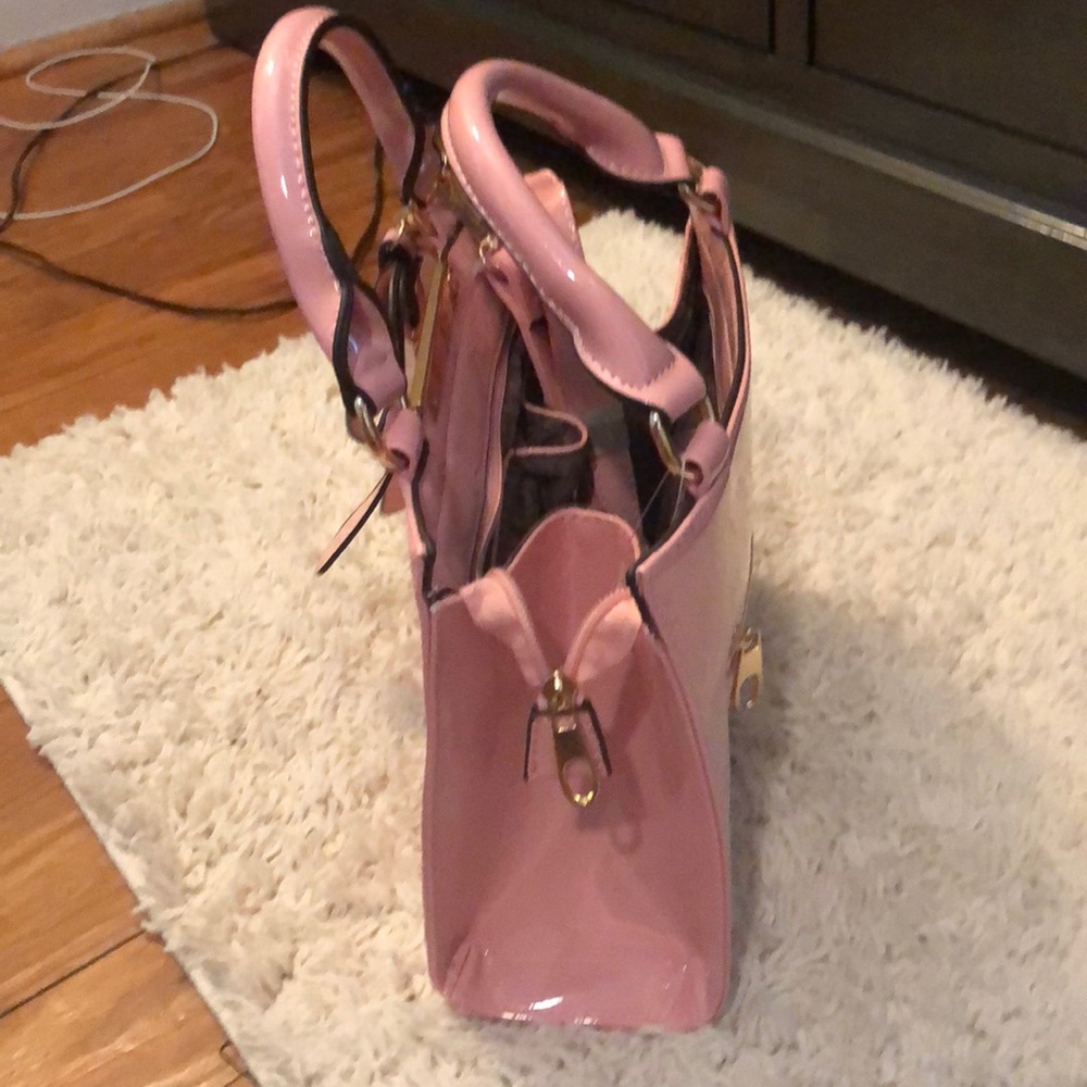Handbag - Picture 2 of 4